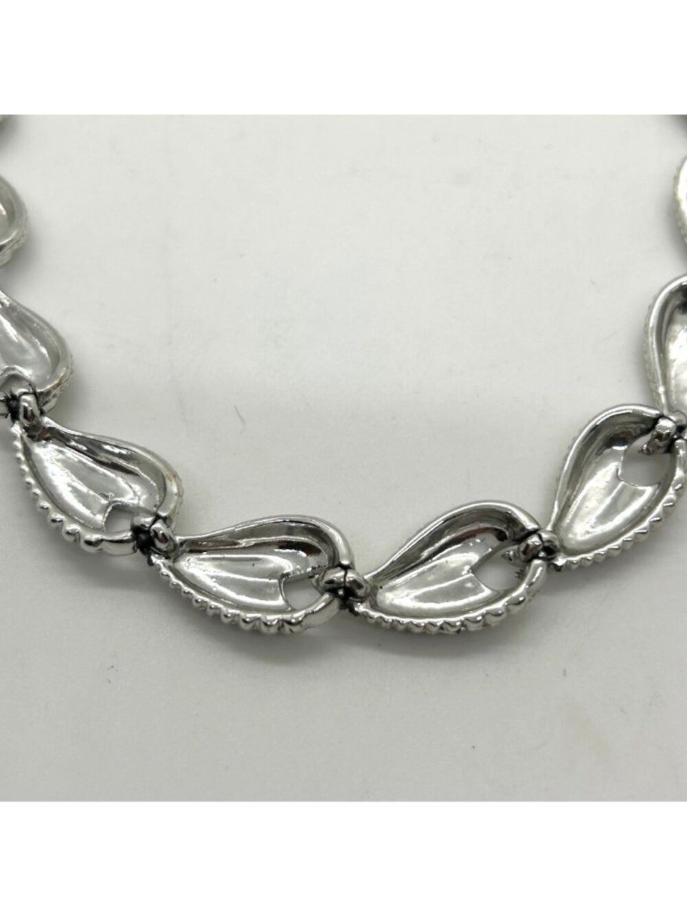 Choker Collar Necklace Silver Tone Articulated Textured Leaf Link Chain Vintage - Picture 10 of 16